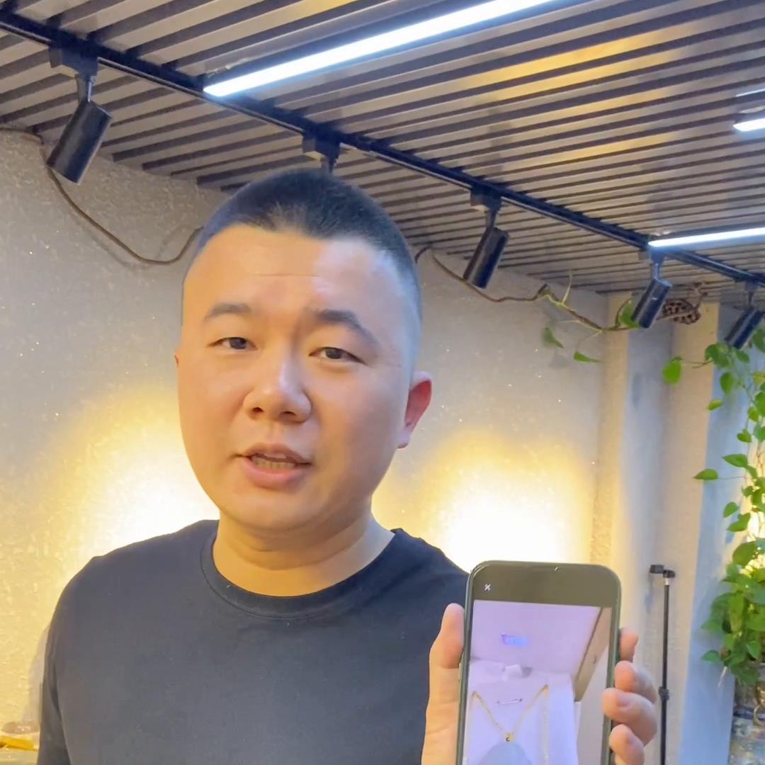 直播间灯光的诱惑#珠光宝气