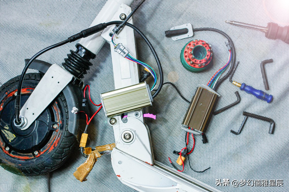 电动自行车老跳闸是怎么回事,电动自行车断电跳闸是什么问题