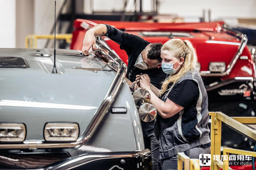 德国曼恩重卡改装,德国曼恩牵引车改房车