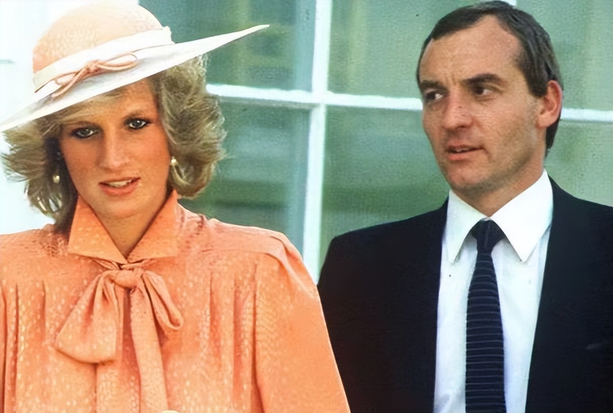 戴安娜初中毕业,戴安娜是高中生吗