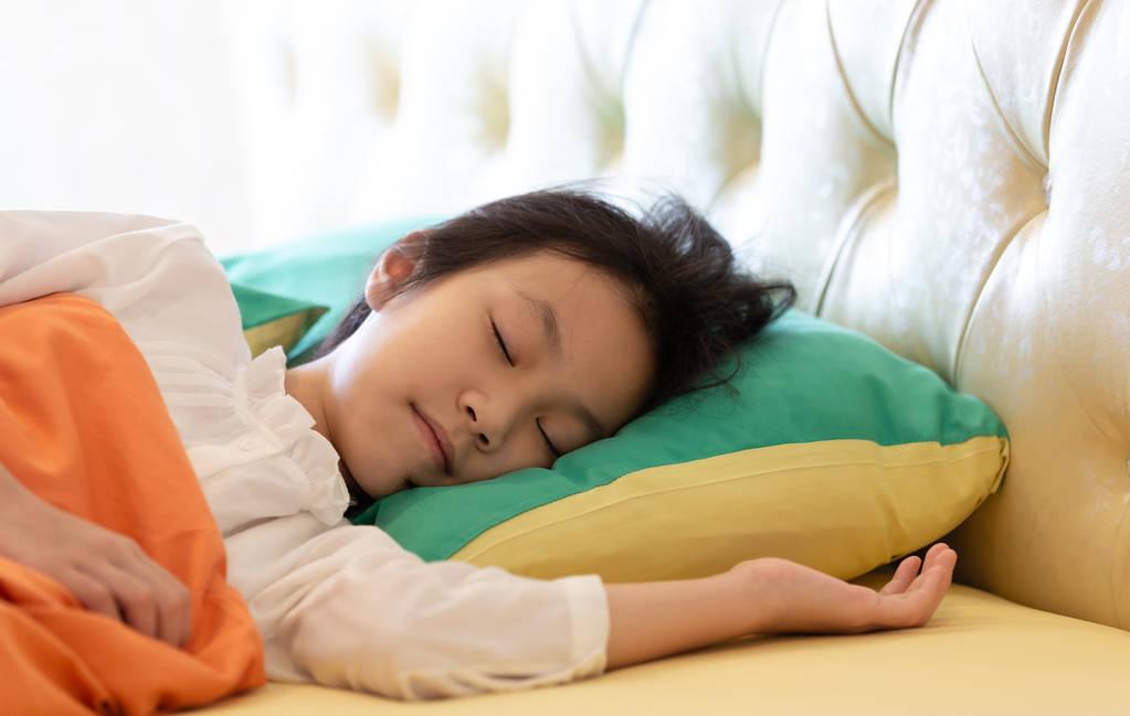 孩子写作业不认真总是马虎怎么办,孩子写作业走神不专心怎么办