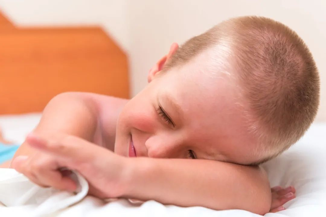 别装逼用英文怎么说,不要睡用英文怎么说