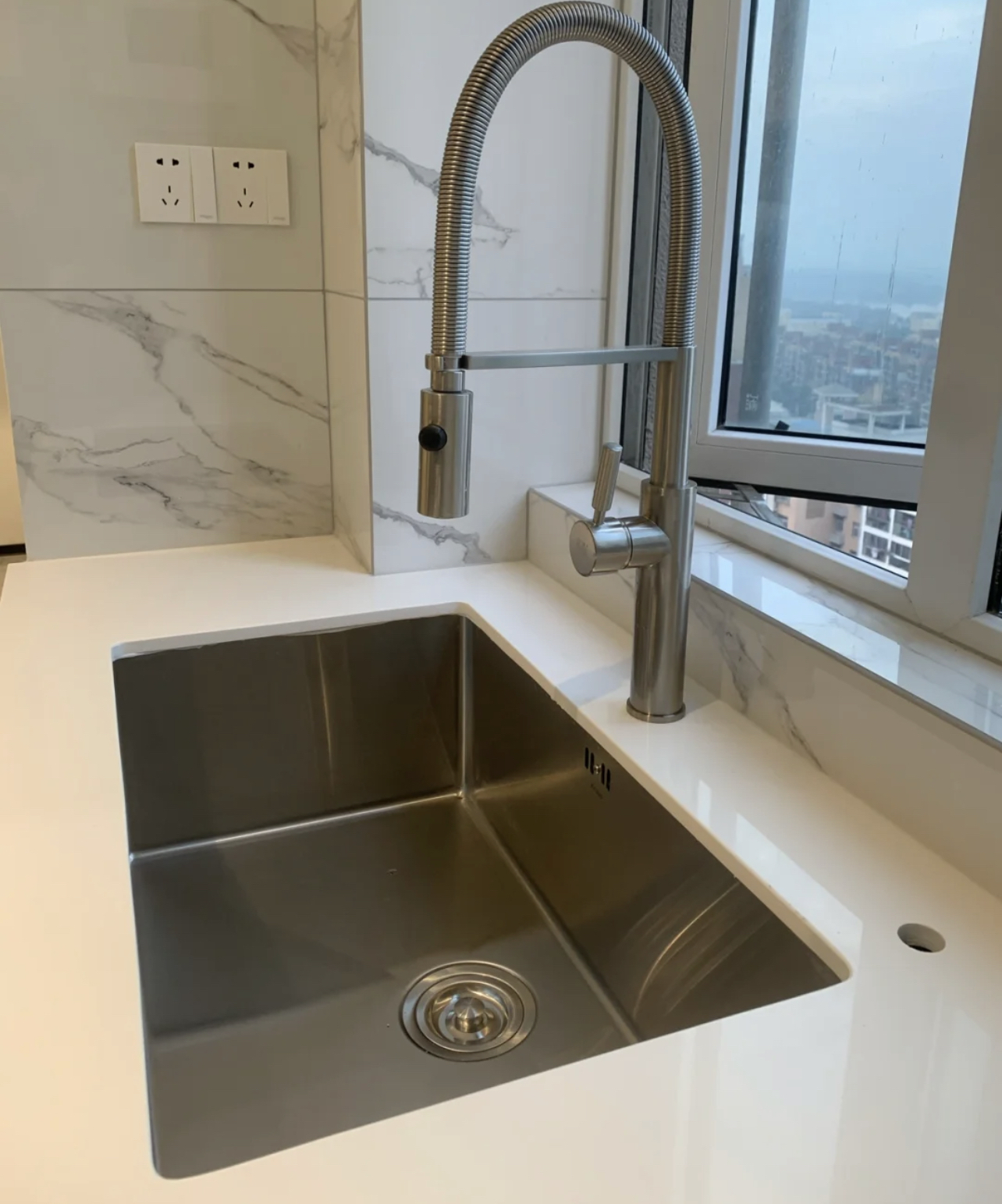 该给家居网红扒层皮了！假穷装、伪知识、恰烂饭，一言难尽