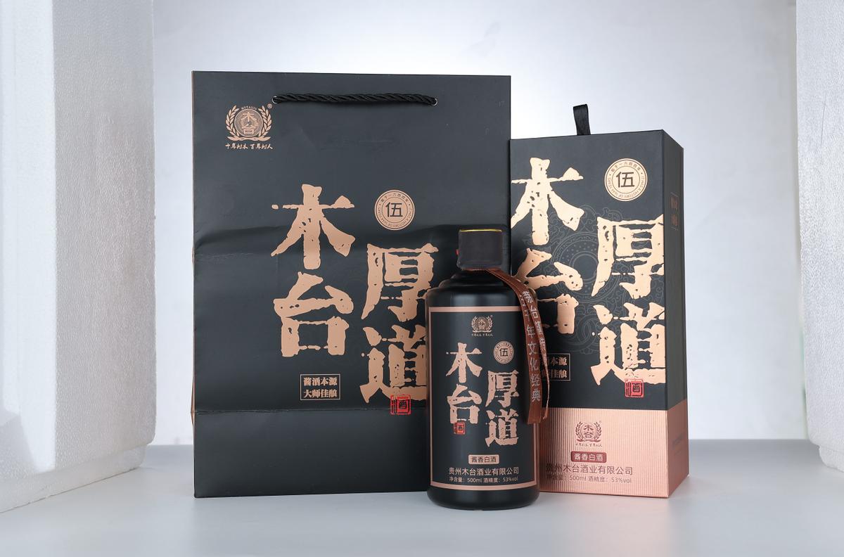 32名中国游客赶赴韩国旅游,赴韩旅游中国游客锐减