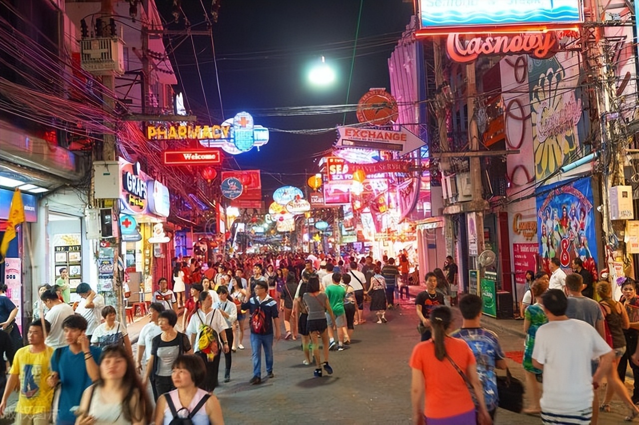 泰国有哪些值得去的地方,泰国芭提雅男人必去的地方