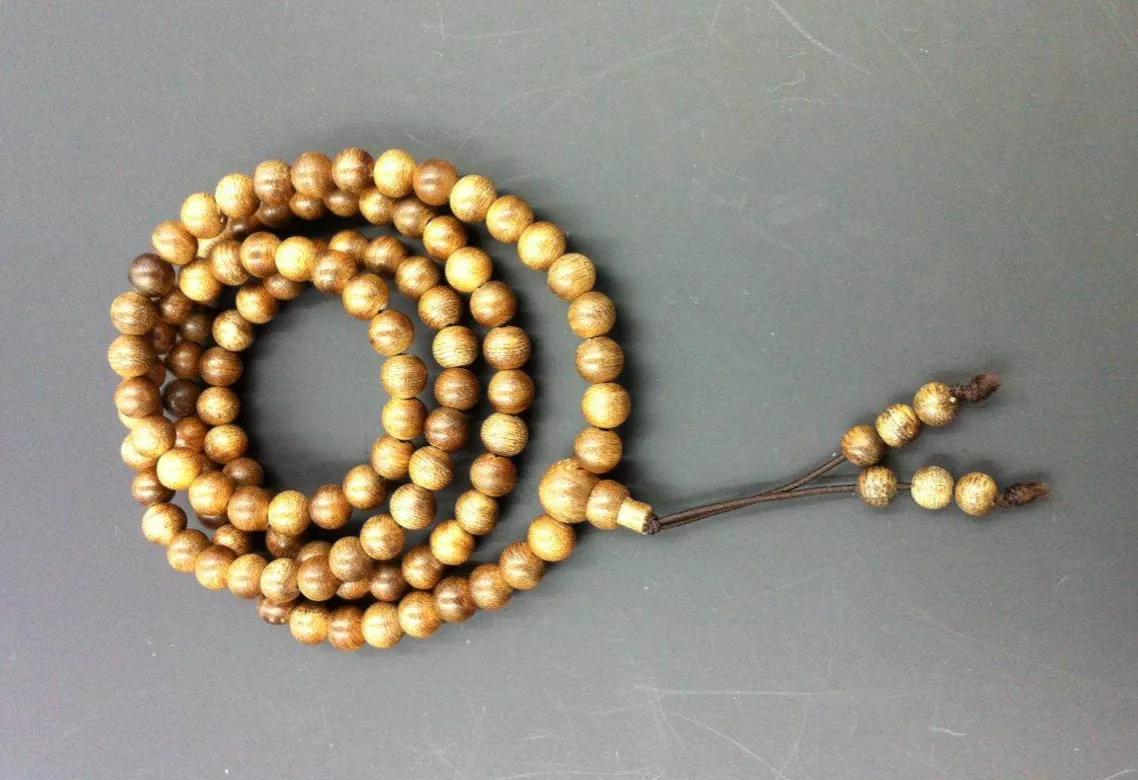 沉香文玩便宜吗,沉香手把件文玩