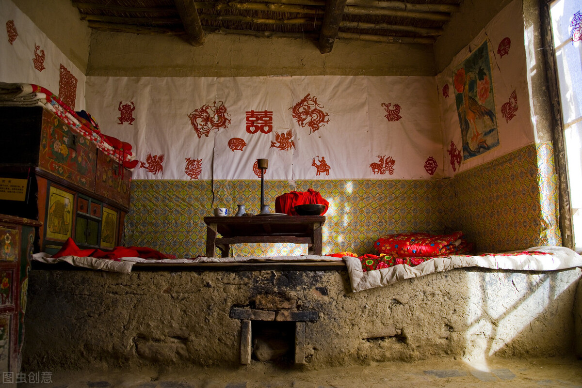 东北新婚夫妻和全家人睡炕,东北全家都睡一个土炕上