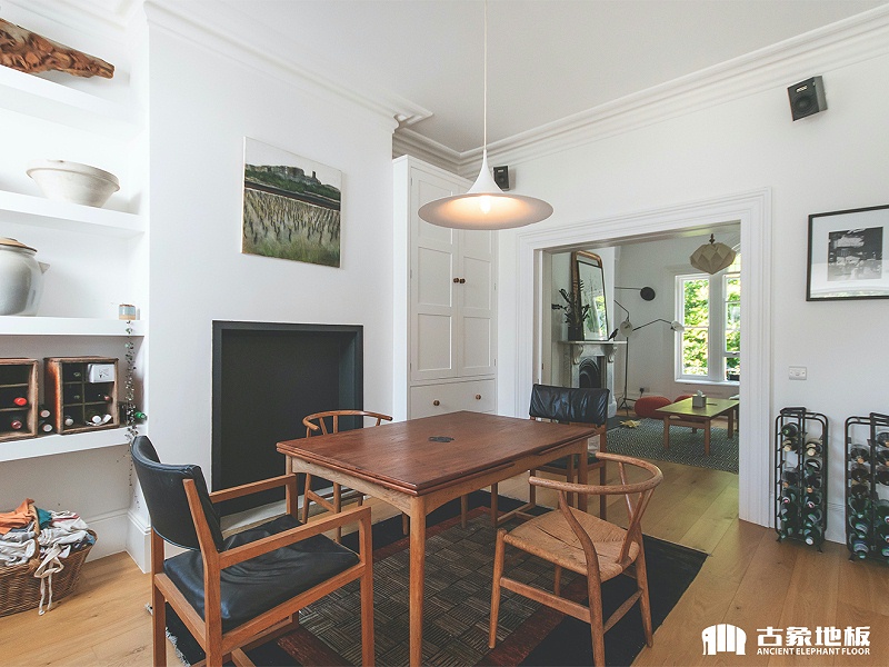 新三层实木地板值得买吗,新三层实木复合地板怎么样