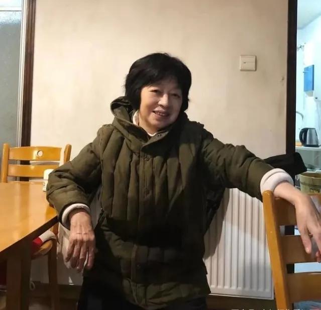 《秋园》活着不易，唯有忍耐与希望才是前行的动力