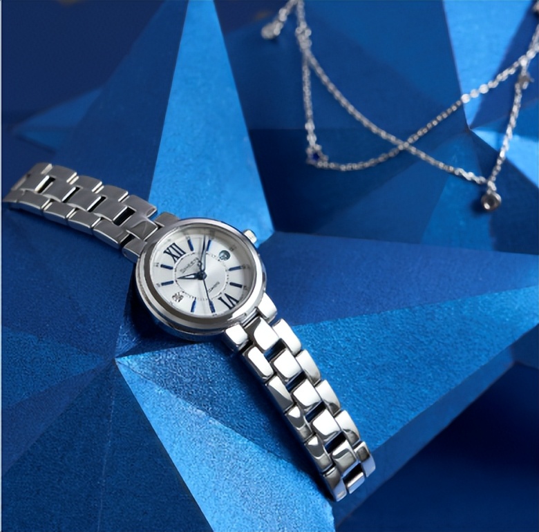 天梭和lolarose哪个好,lolarose手表和天梭哪个好