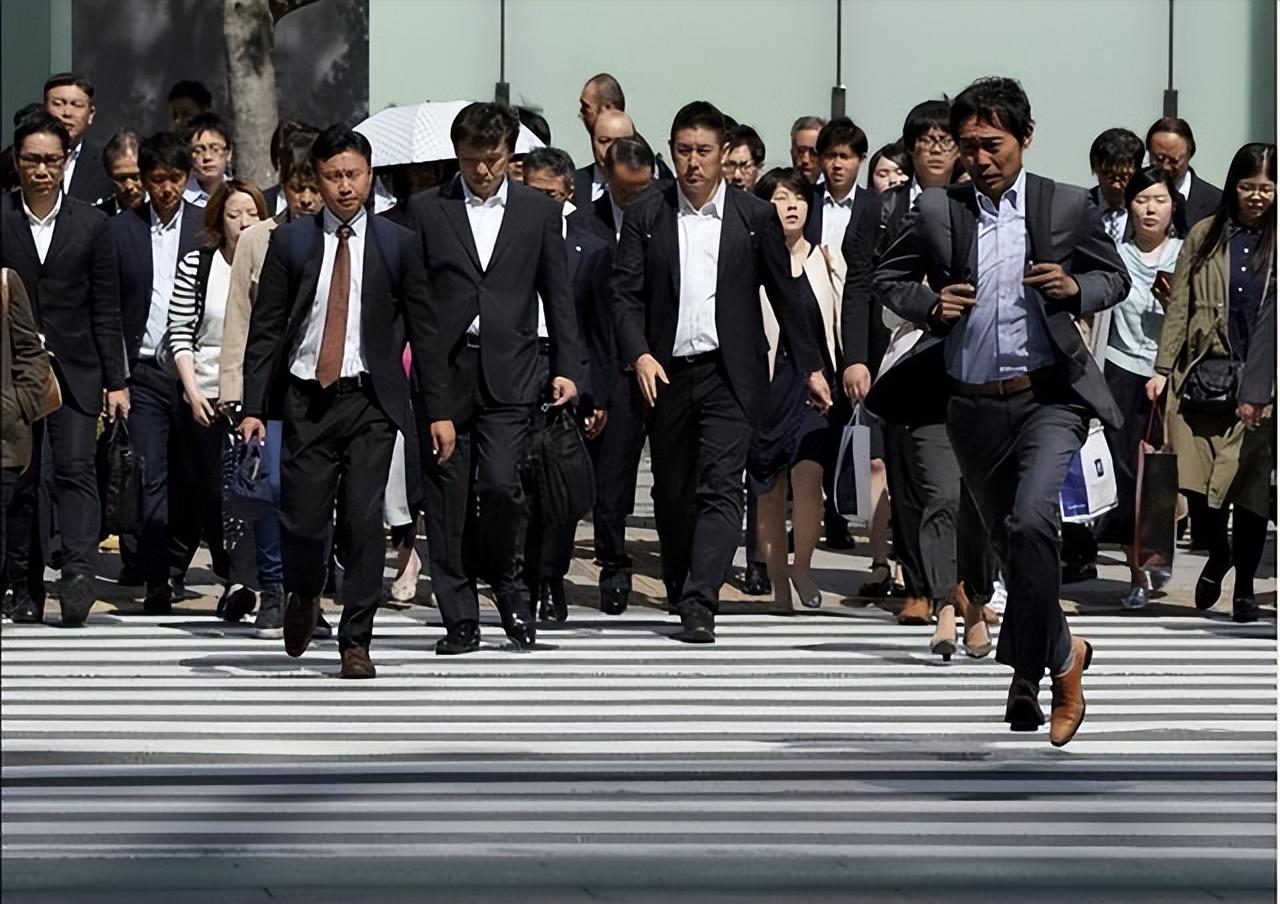 看房送iPad，买房送大奔！韩国楼市现状的背后，最惨的竟是租户？