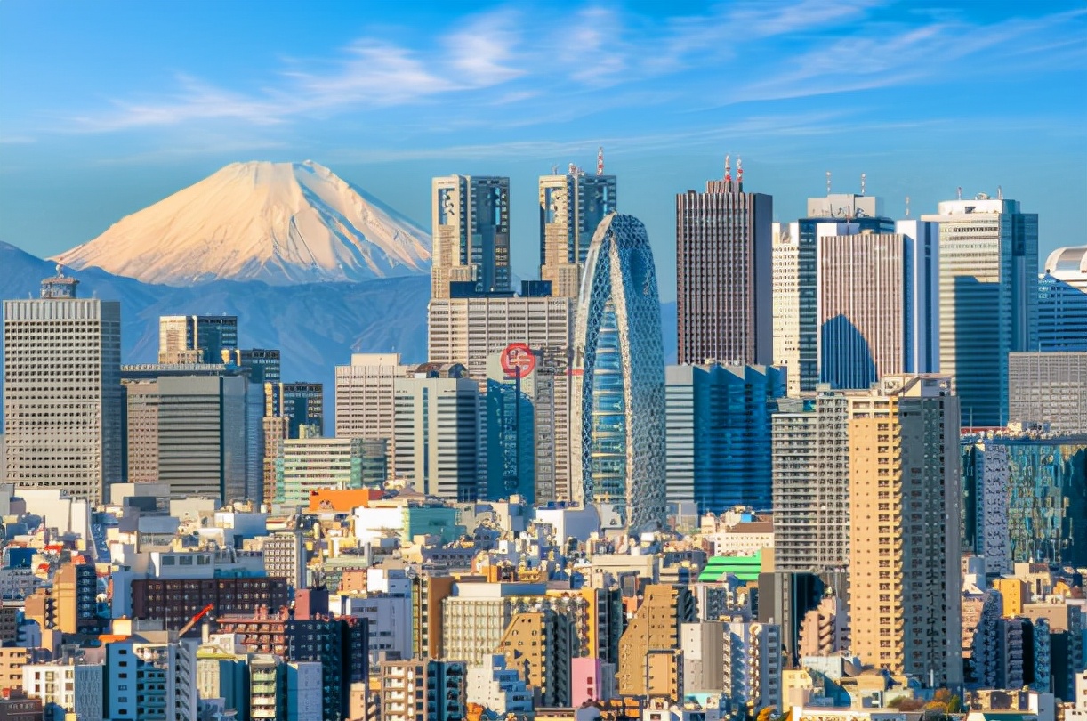 日本悬崖坠落,日本跌落神坛的原因