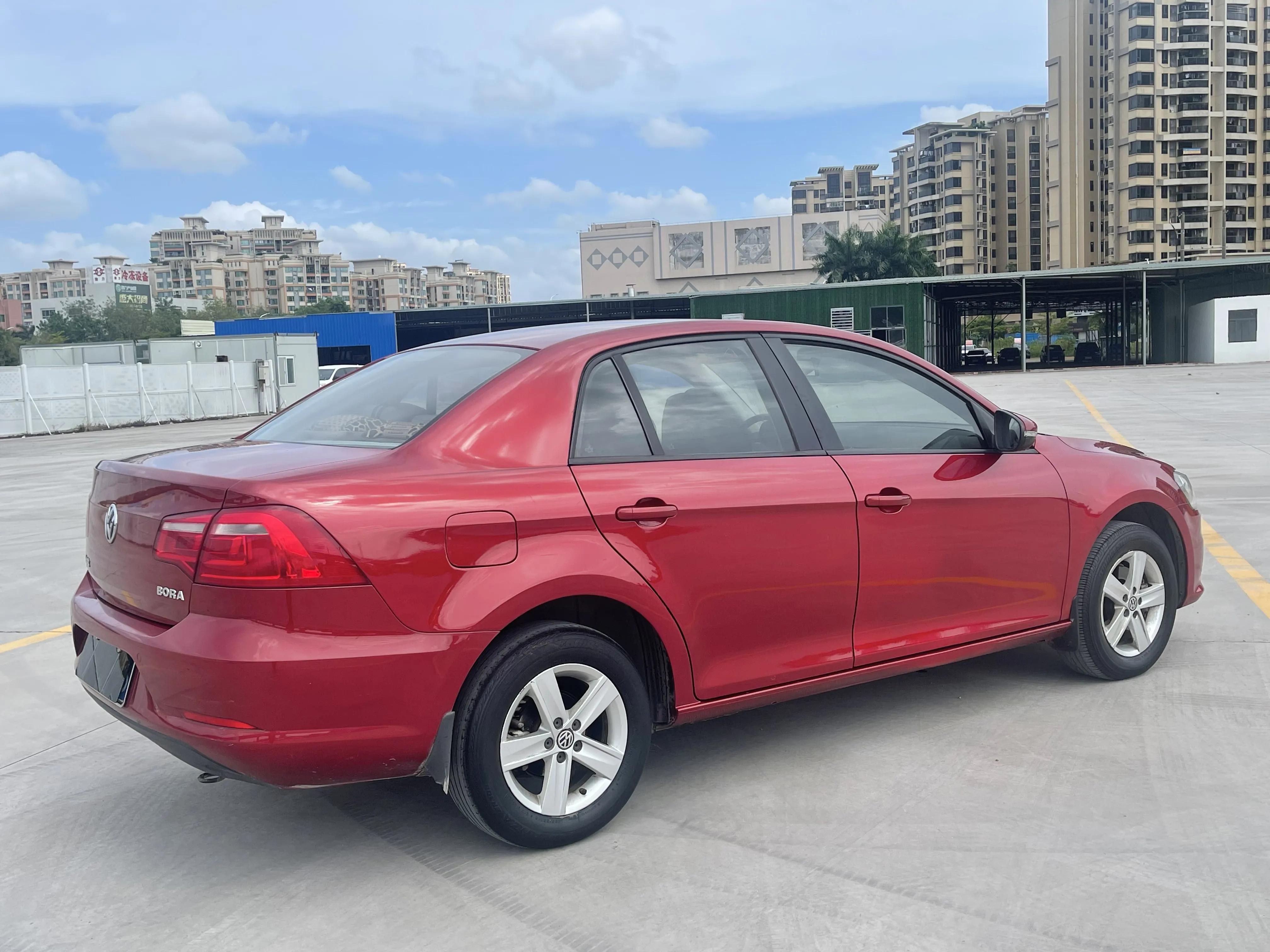 宝来2013款1.6l自动舒适型,大众宝来2016款1.6l手动时尚型