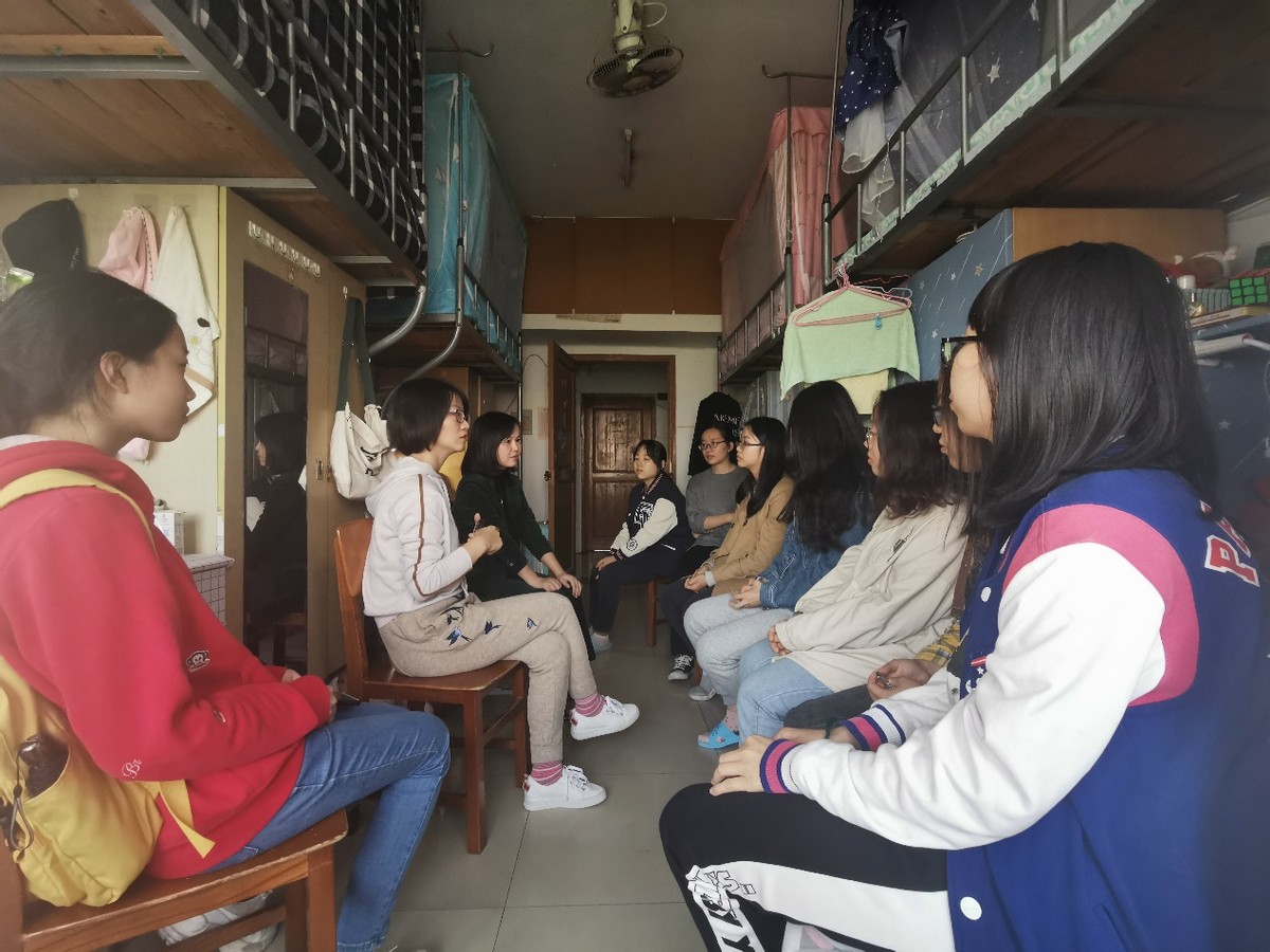 中南财经政法大学金融学综合,中南财经政法大学证券与期货学院