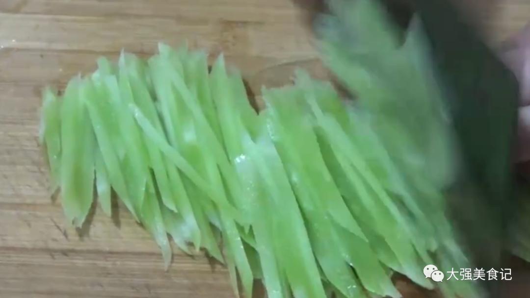 老年人阳过之后吃什么补品,建议中老年人多吃高叶酸食物