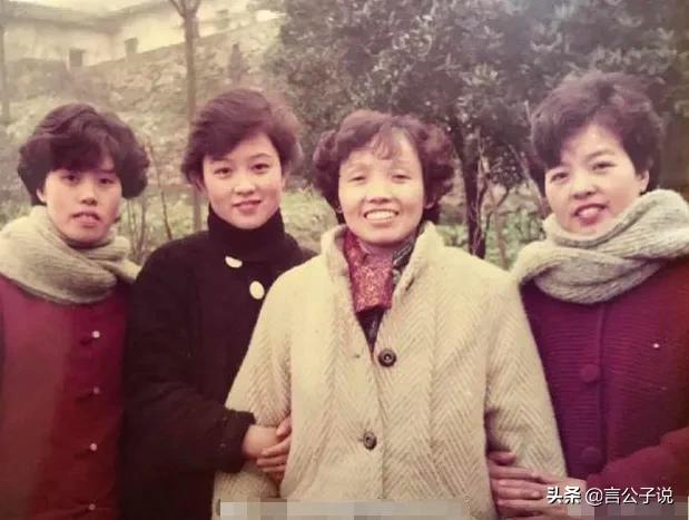 长着兔子脸的男明星有哪些,长得像兔子牙的男明星