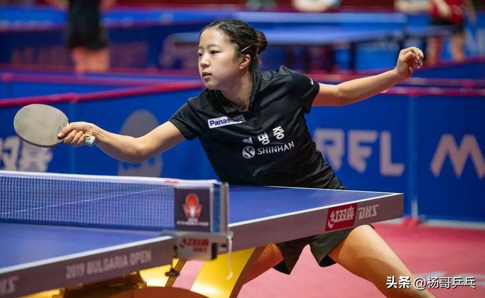 突尼斯挑战赛张本智和,张本美和突尼斯领奖