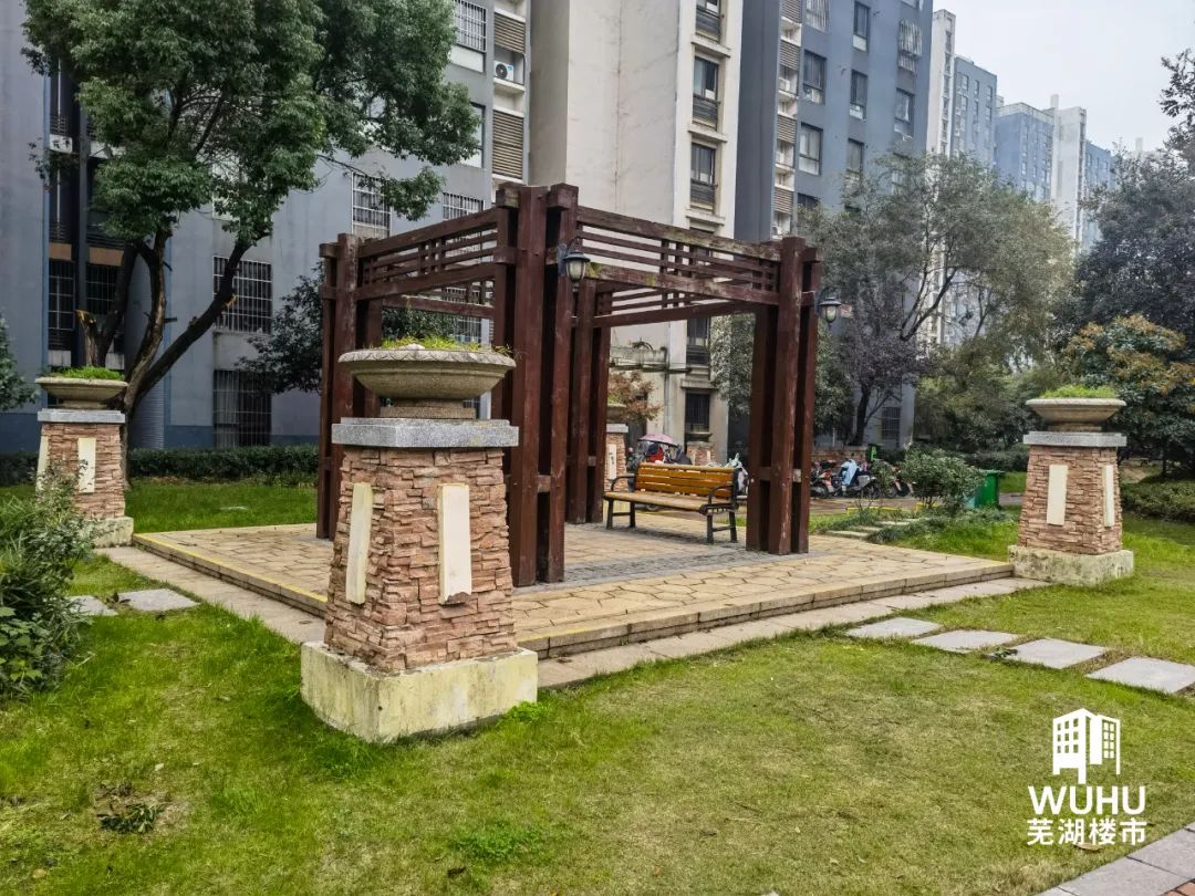 缇庡姞鍗拌薄浜屾墜鎴垮洓瀹ゅ皬澶嶅紡,鑺滄箹甯傜編鍔犲嵃璞′簩鎵嬫埧