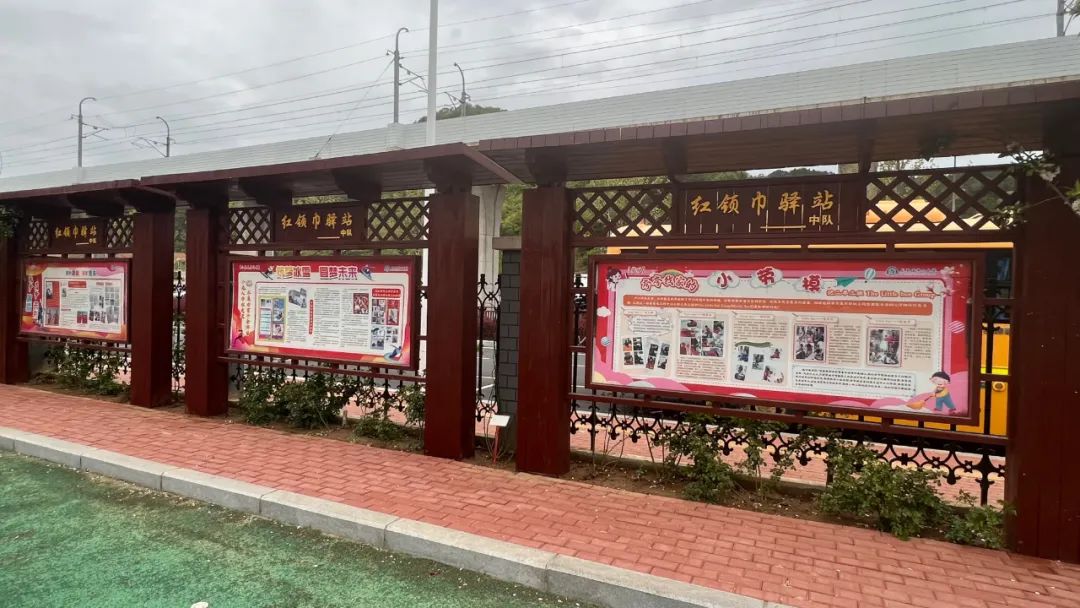 大连这个学校怎么样,大连的学校在山上