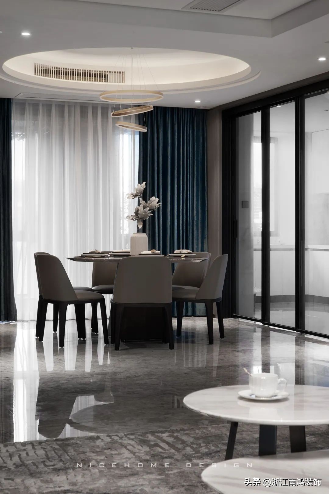 高级灰格调诠释空间质感美学,原木侘寂风理性而优雅的空间艺术