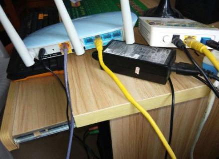 无线网络连接后网速慢怎么回事,无线网连上网速特别慢怎么回事