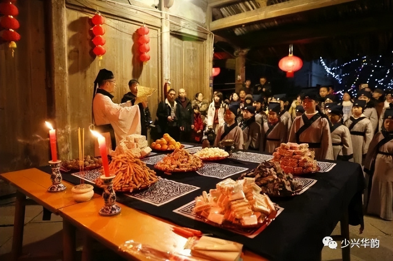 10首春节诗词领略传统中国年,关于新年弘扬传统文化的经典诗词