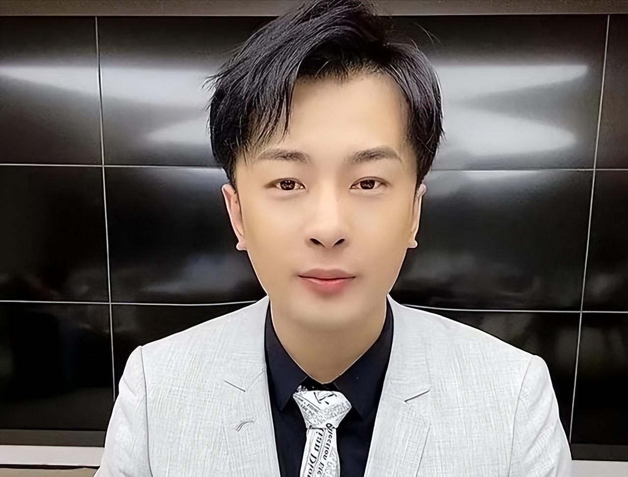 快手1200万粉丝网红,快手第一个一千万粉丝网红