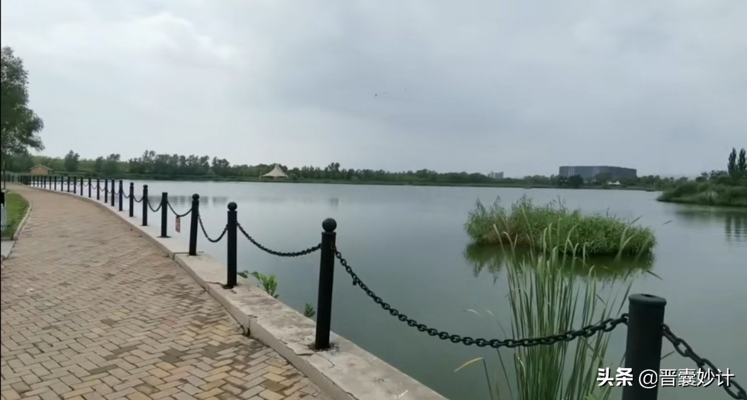 华北最大人工湖开游船,太原晋阳湖划船百元起租,扫码未登船计时