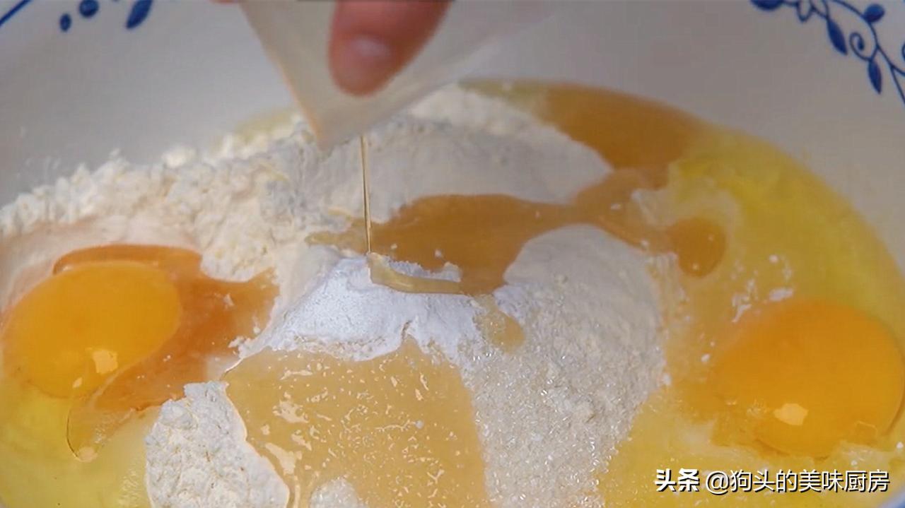低筋面粉怎么做毛毛虫,面粉毛毛虫零食怎么做
