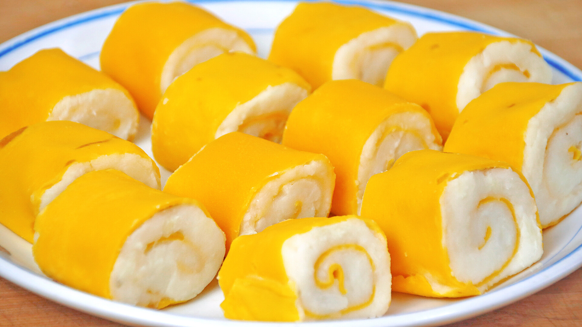 建议女人，多善待自己，少喝奶茶多吃6道菜，脸色红润，精神饱满