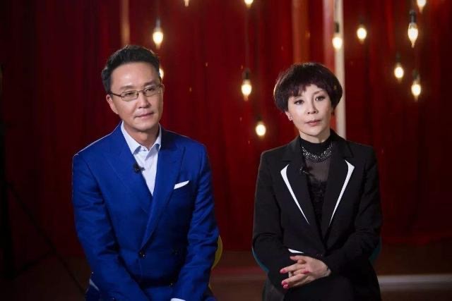 吴刚和妻子感情有多好,吴刚和老婆恩爱