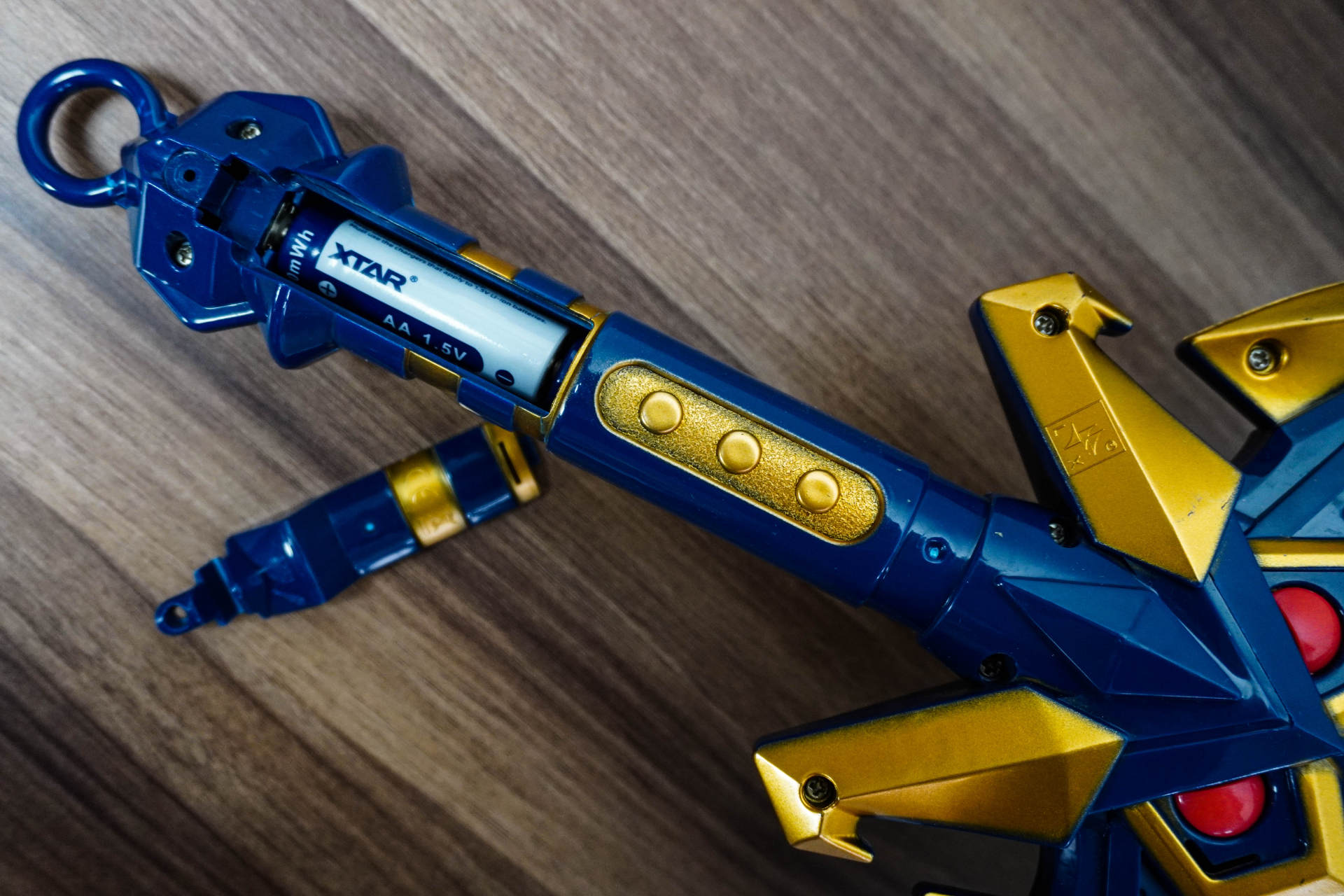 镍氢电池1.2v和1.5v锂电池哪个好,5号充电电池选镍氢还是锂电