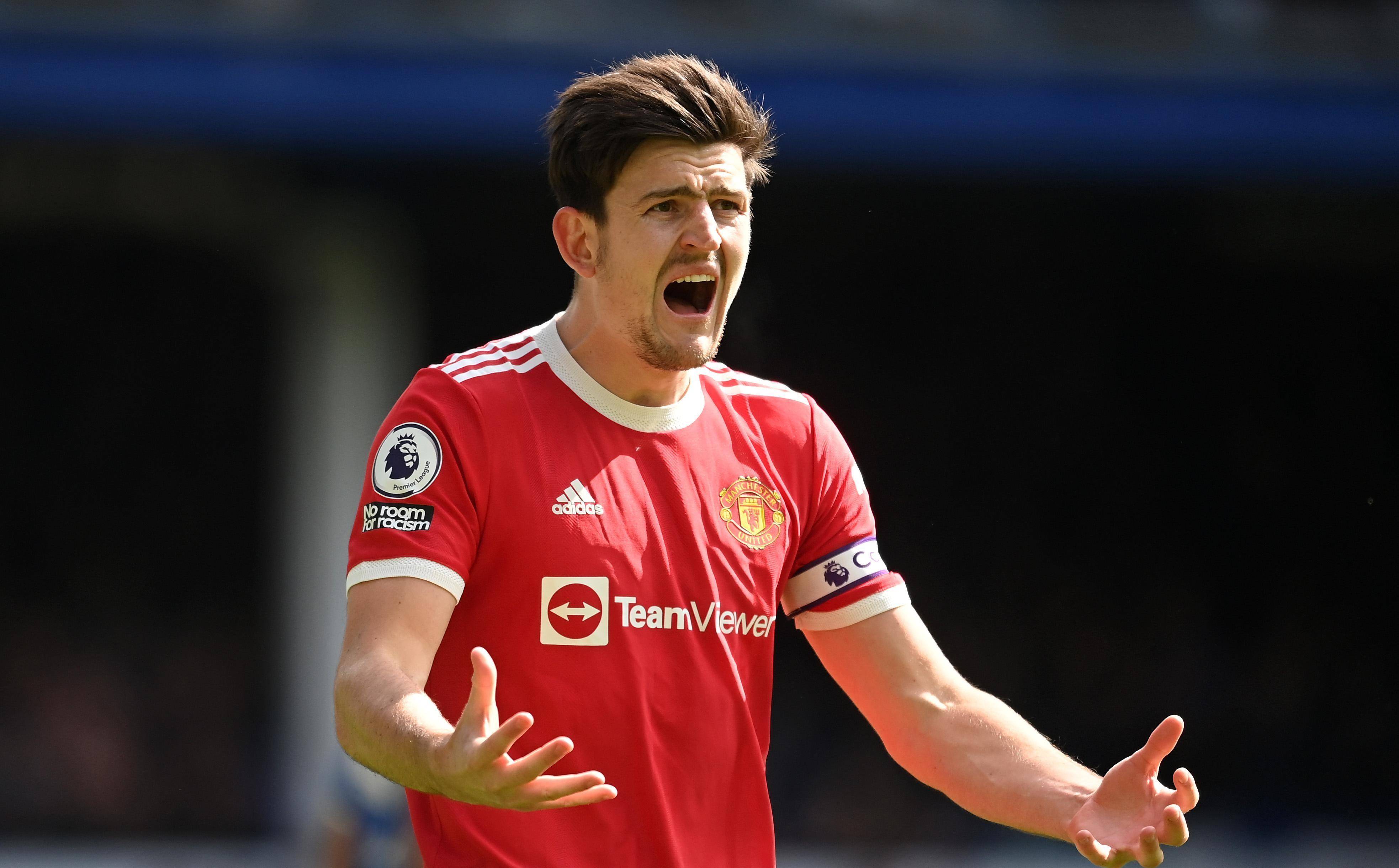 曼联官宣第三签35岁老将加盟,曼联官宣后防新星续约后离队