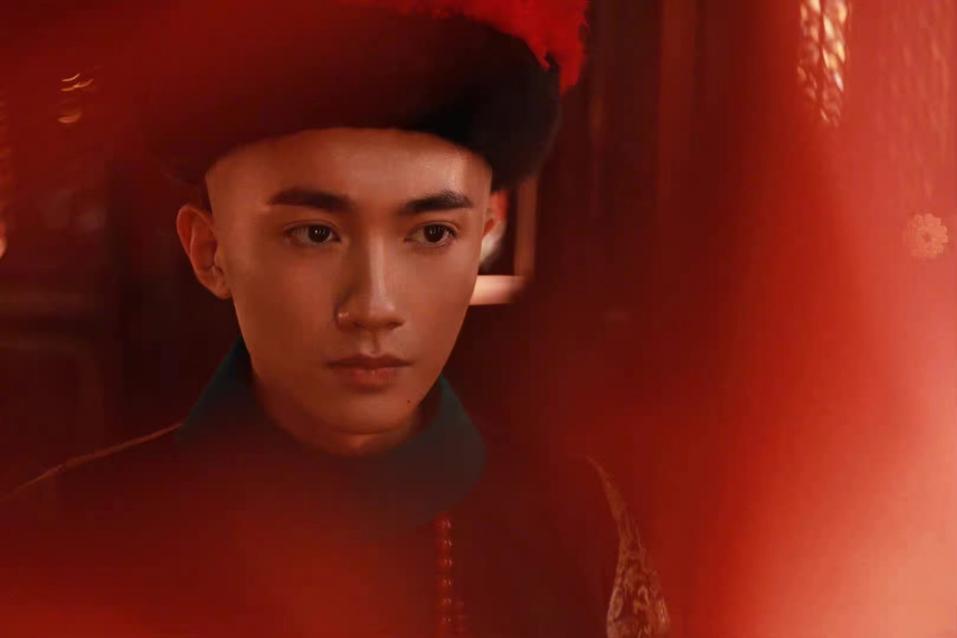 于正评价袁姗姗续约,于正怎么发掘袁姗姗