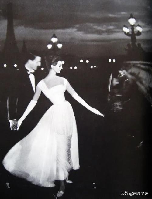 90岁超模卡门死亡之吻,92岁超模卡门