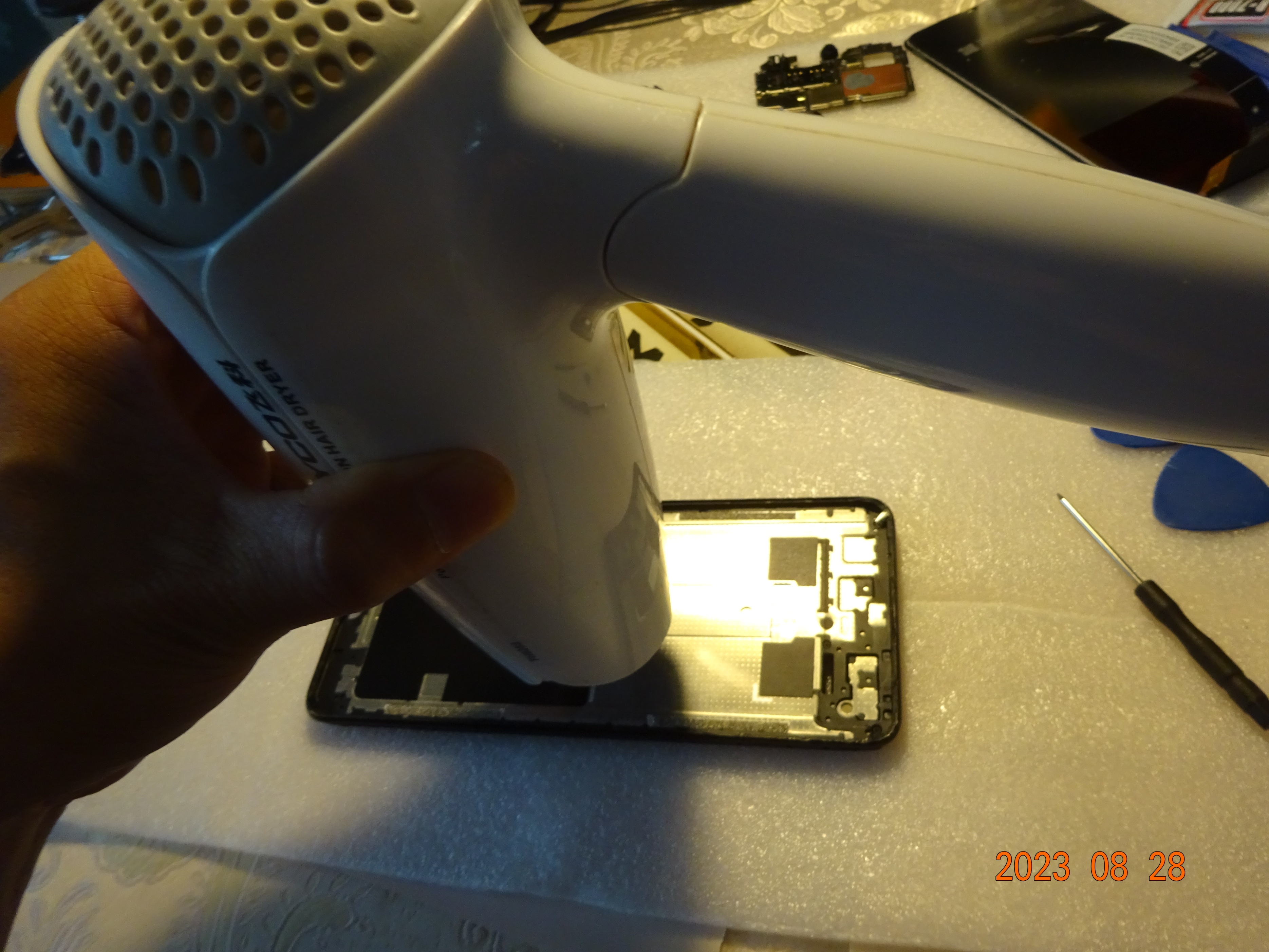 红米12c原装屏幕总成带框,红米12c如何取屏幕