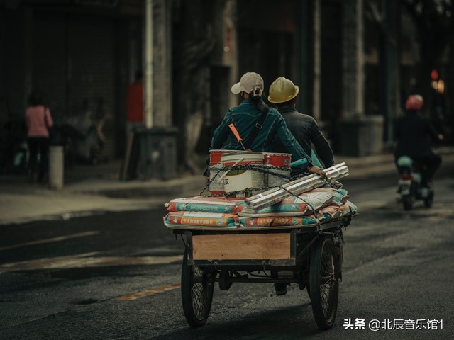 风趣幽默的故事段子摘抄大全,6个幽默哲理段子感悟太深了