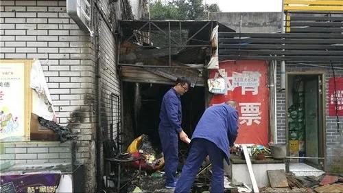 男子痴迷彩票最后中奖了,男子痴迷彩票传奇人生