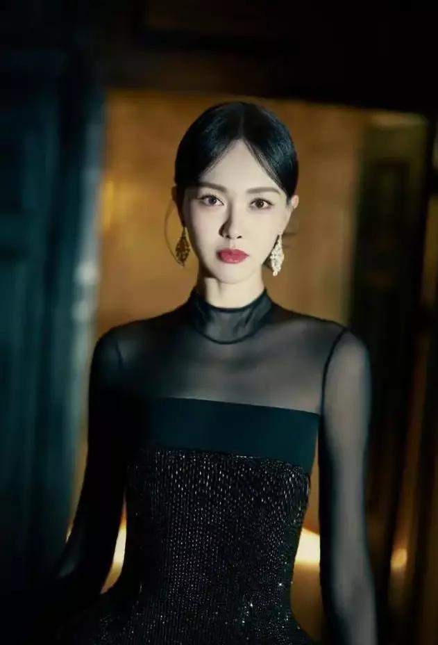 唐嫣罗晋微博吐槽,唐嫣工作室发的图片被网友吐槽