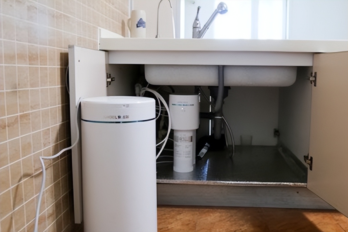 这10样家电没必要买贵,三种家电值不值得购买