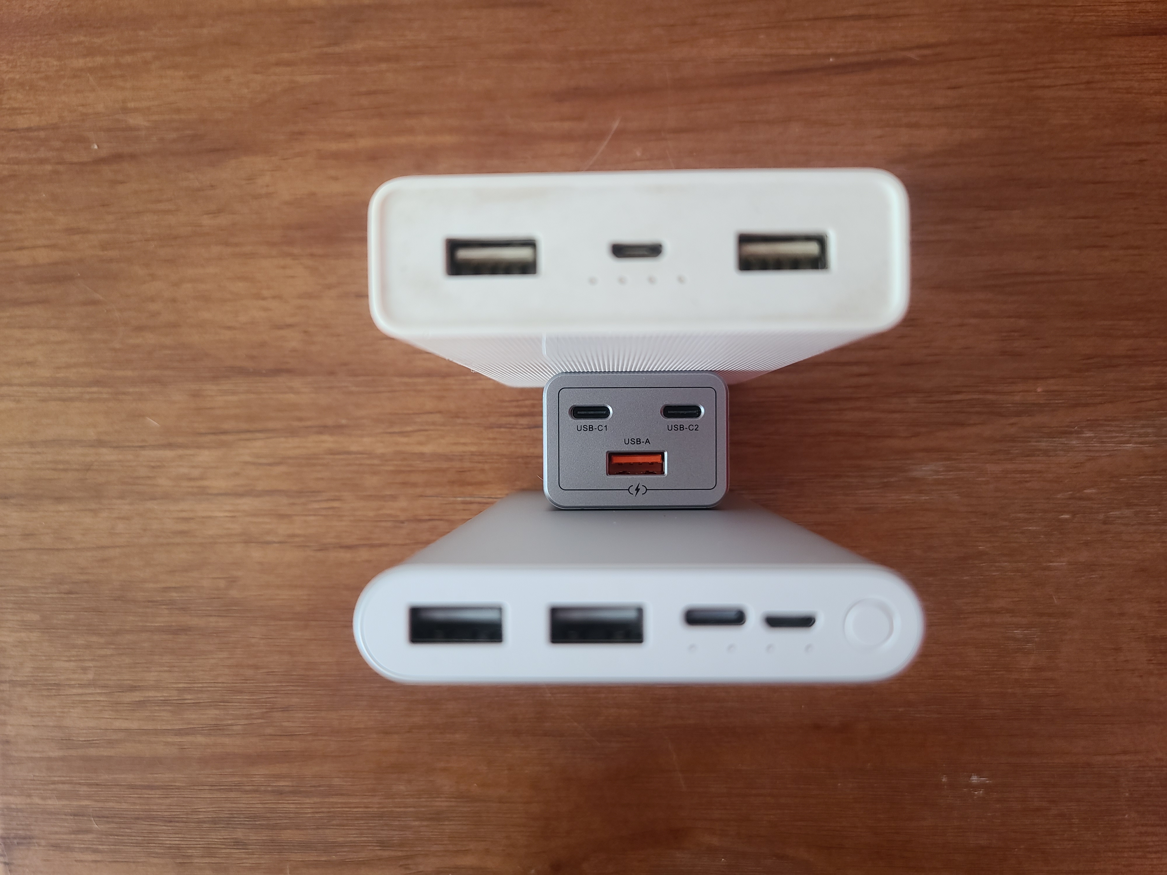 正常的充电宝一般能用几年啊,充电宝以前充电很快现在充电很慢