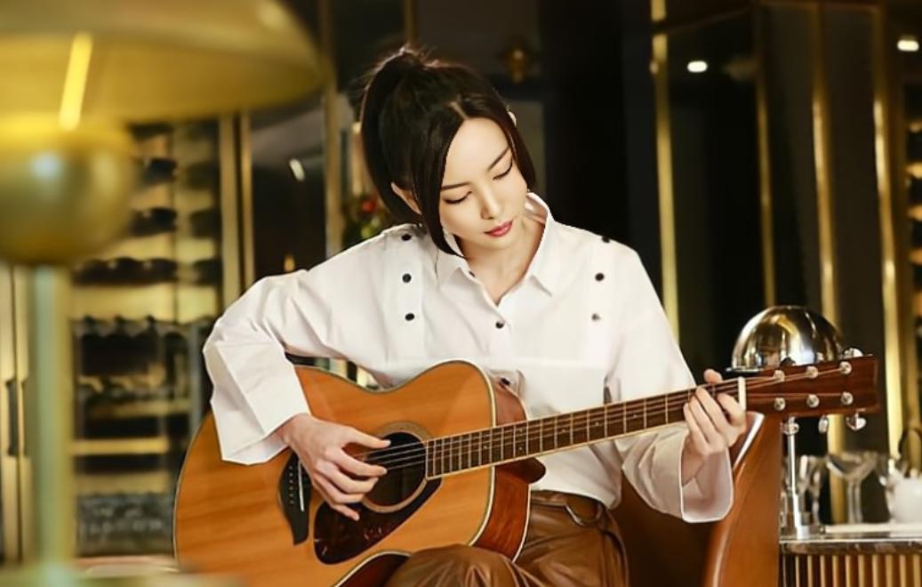 体面于文文经历,体面于文文背后的故事