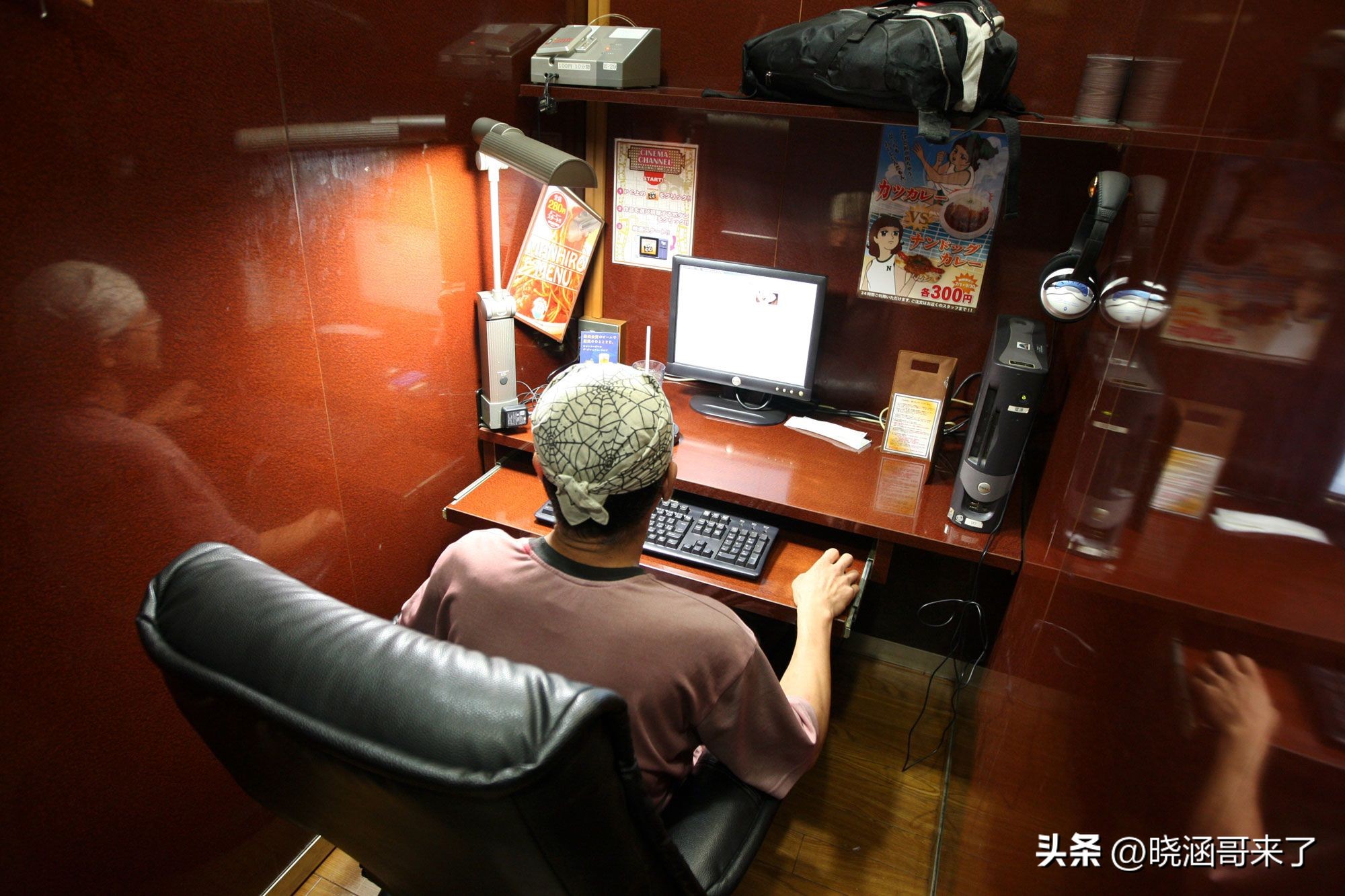 日本网吧难民一个月网费,日本网吧难民