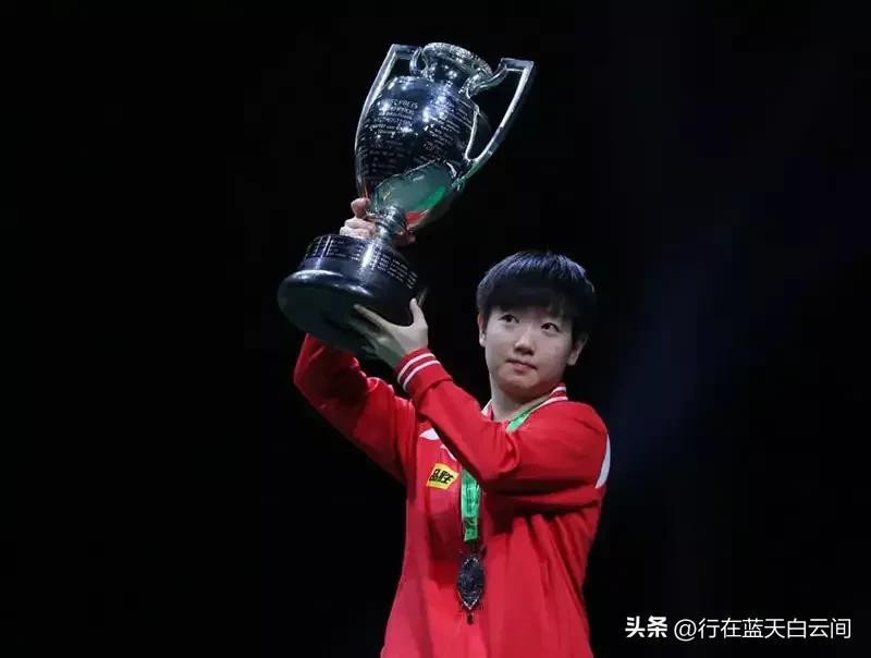 樊振东孙颖莎夺得世乒赛女单冠军,国际乒联排名樊振东孙颖莎第一