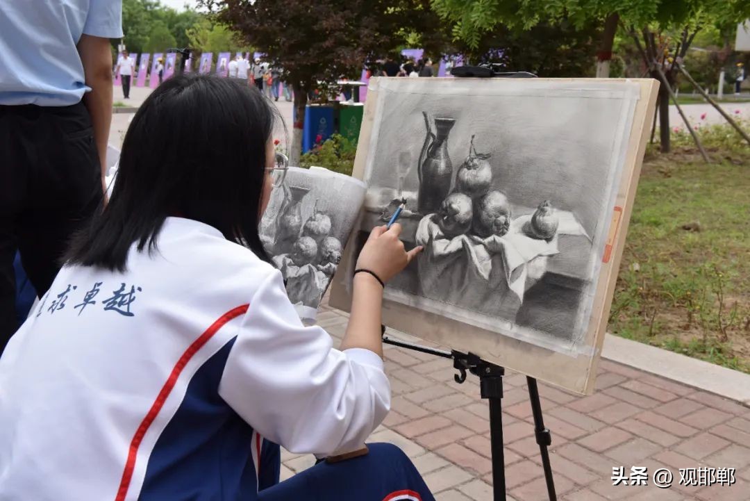 以爱之名育心成长主题活动,成人礼仪式学校举办