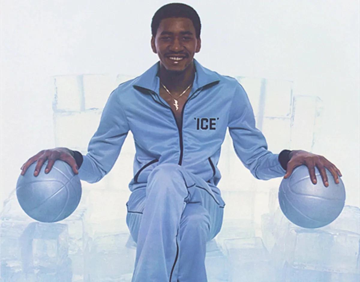 冰人乔治格文排位赛可以上巨星吗,冰人乔治格文nba2kol2徽章