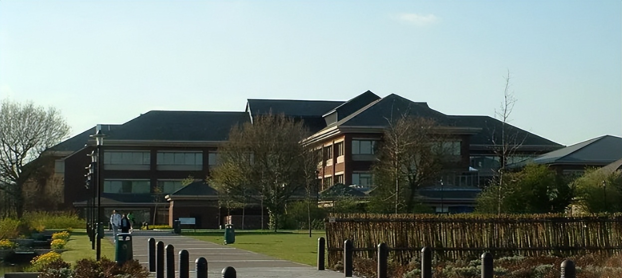 英国华威大学qs世界排名排第几,最新华威大学排名