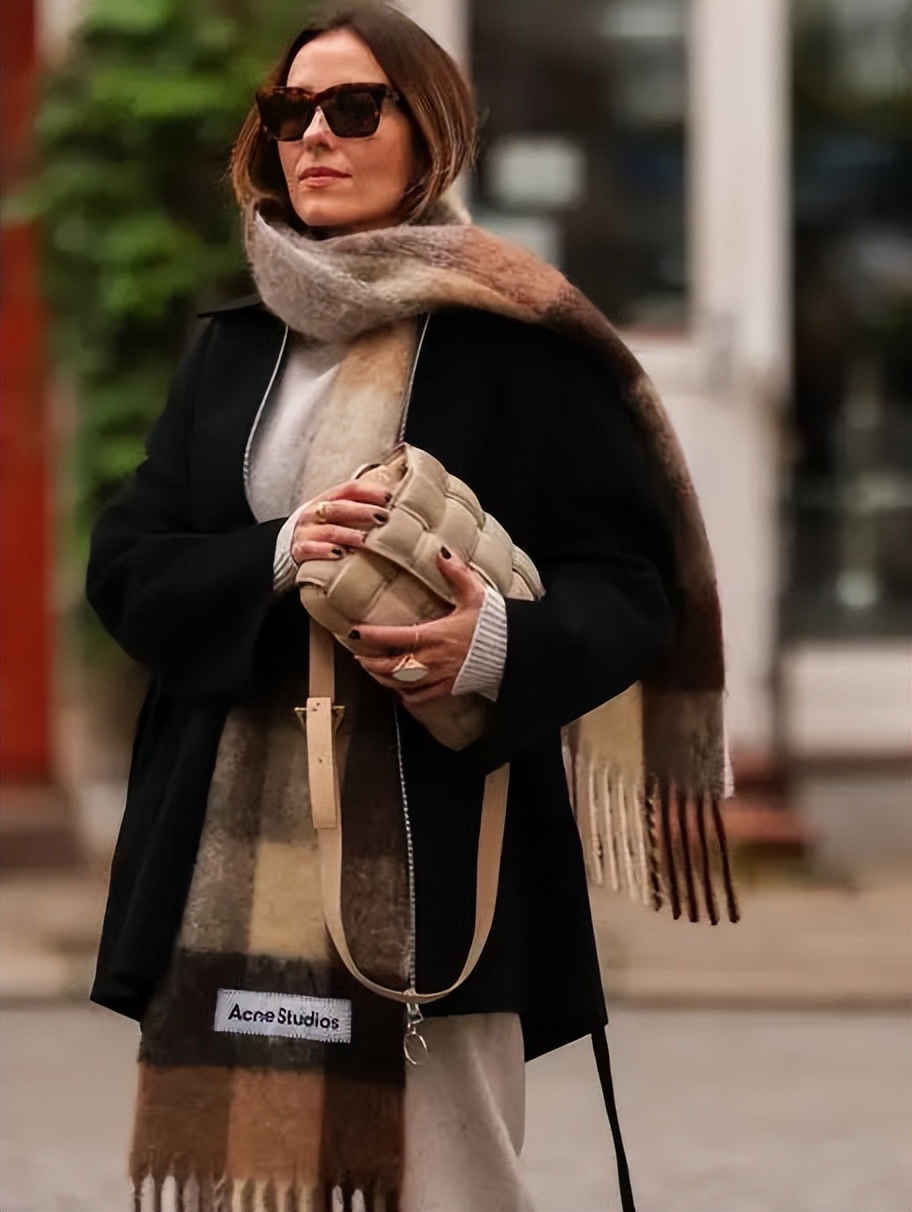 今年围巾流行款,今年冬天流行好看的围巾