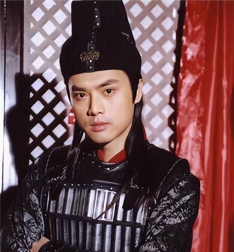 从查无此人到一鸣惊人,从大红大紫到无人提及的男明星