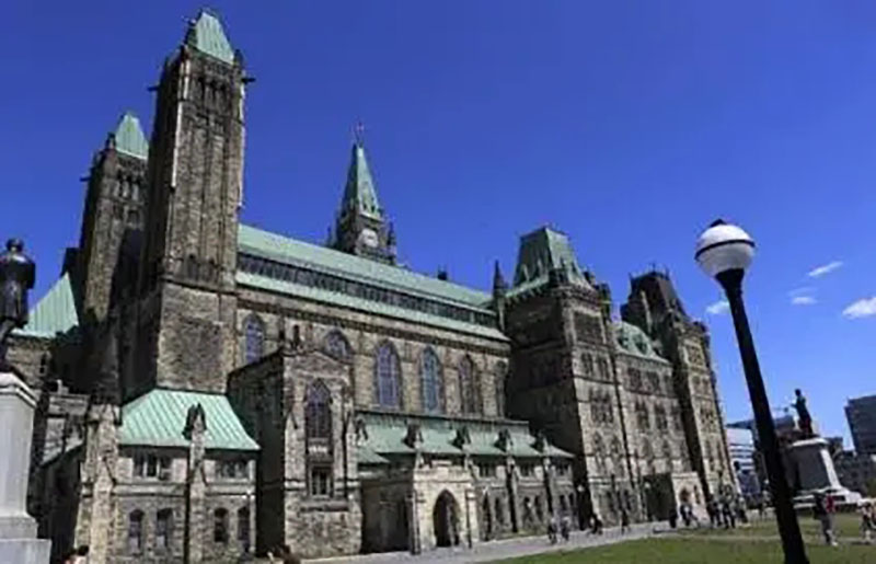 怎么看待1987年小伙花25万买机票,小伙25万买一张飞机票